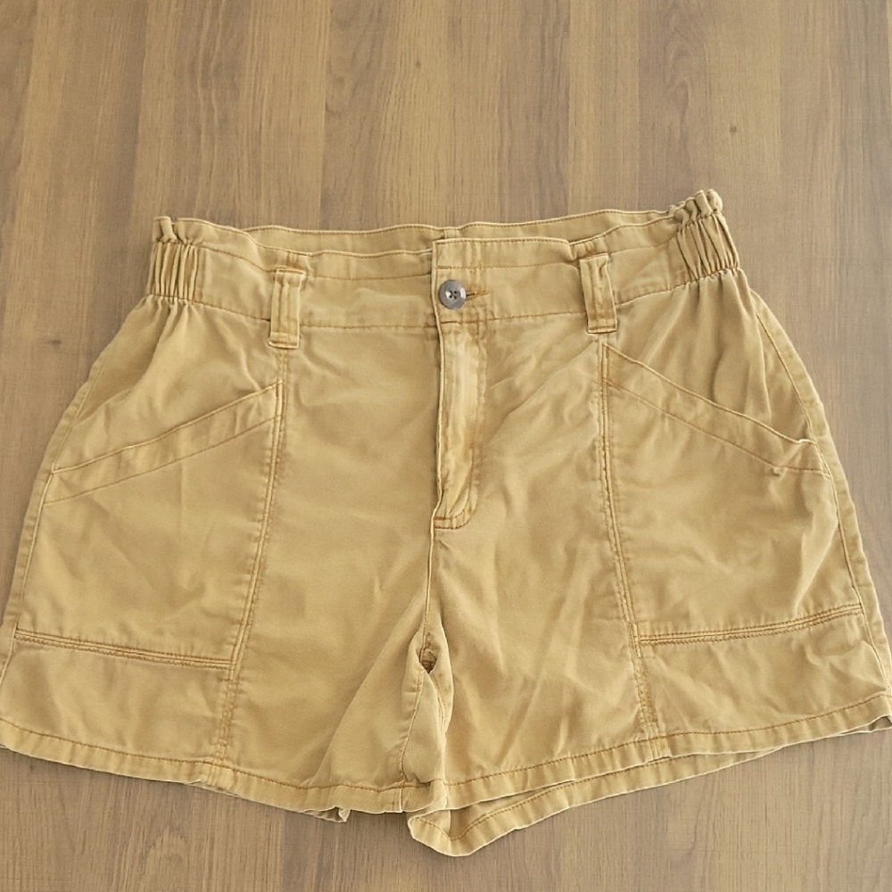 Old Navy Tan High Waist Chino Shorts Relaxed Fit